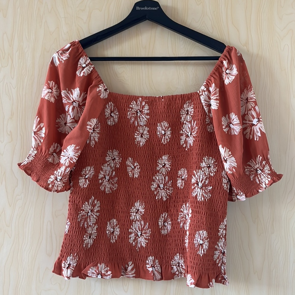 Madewell stretchy floral top